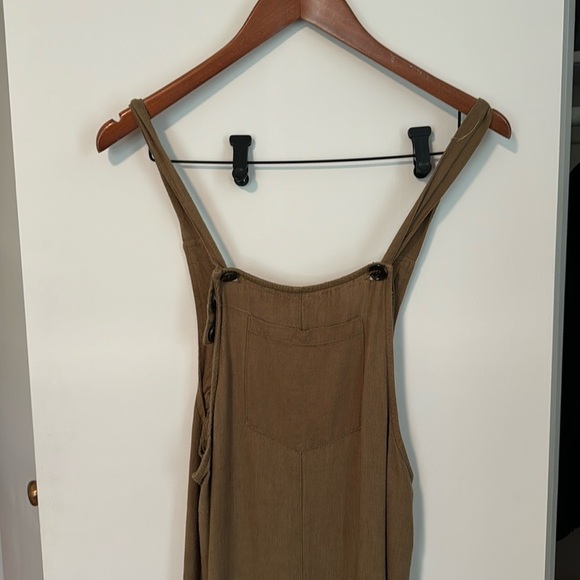 Lulus linen romper XS - Picture 2 of 7